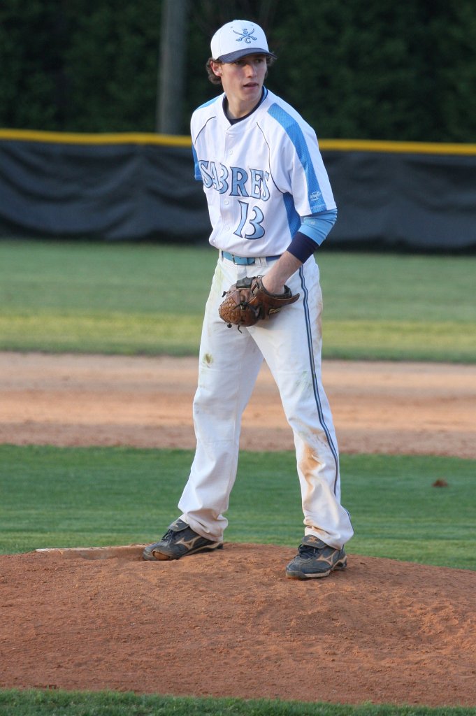 090-DH20110401-GMC.JPG
