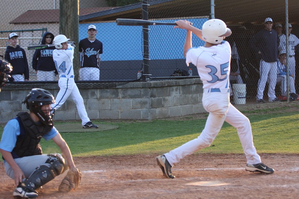 102-DH20110401-GMC.JPG