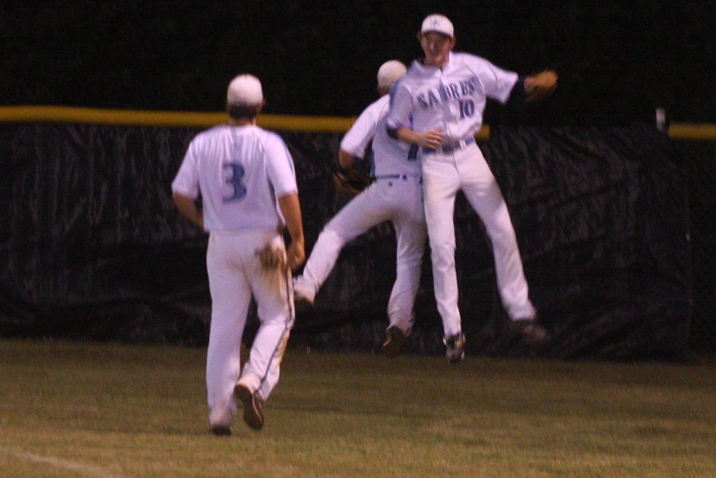 097-DH20110408-Landrum.JPG