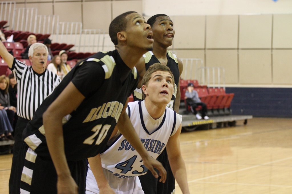078-DH201100204-BHS.JPG
