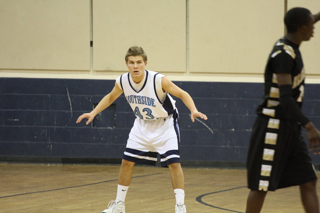 083-DH201100204-BHS.JPG