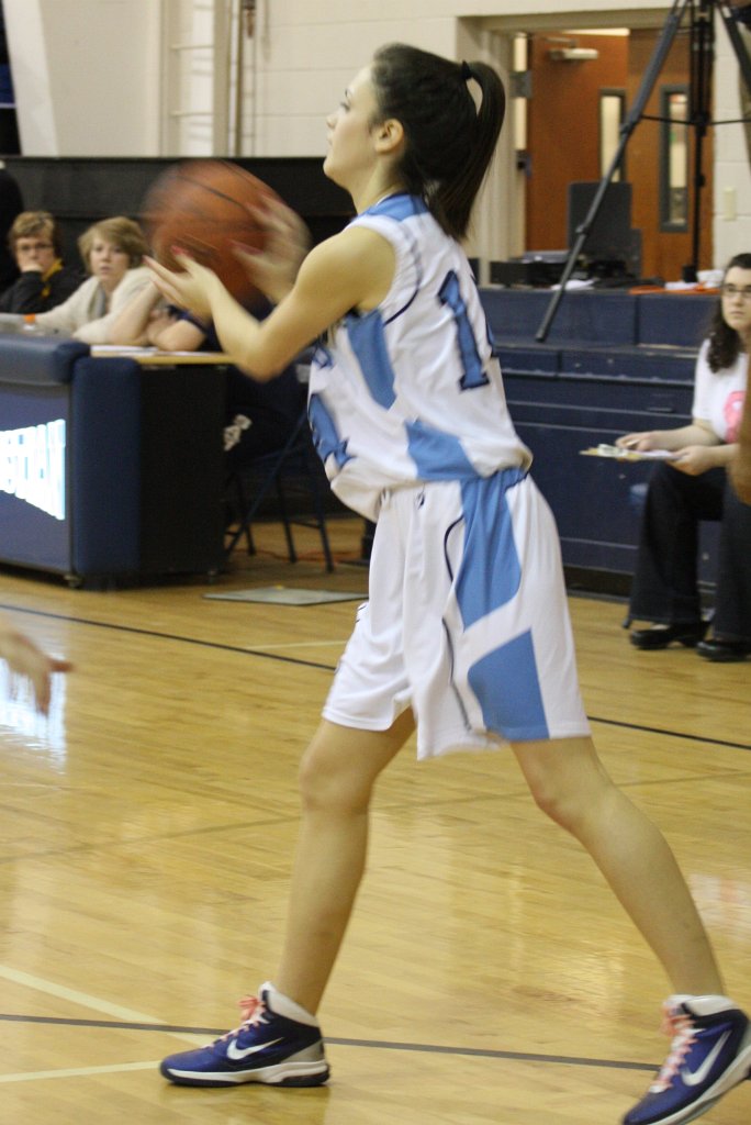012-DH201100204-BHS.JPG
