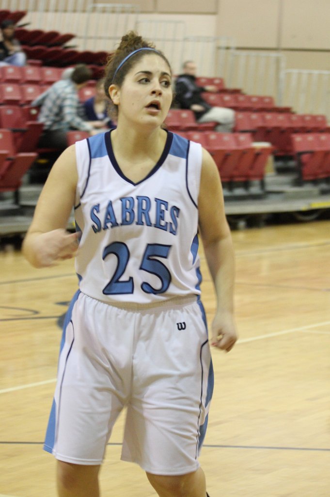 016-DH201100204-BHS.JPG