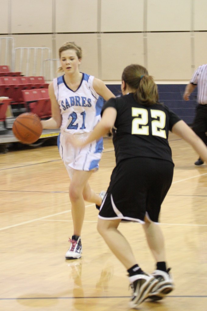 022-DH201100204-BHS.JPG