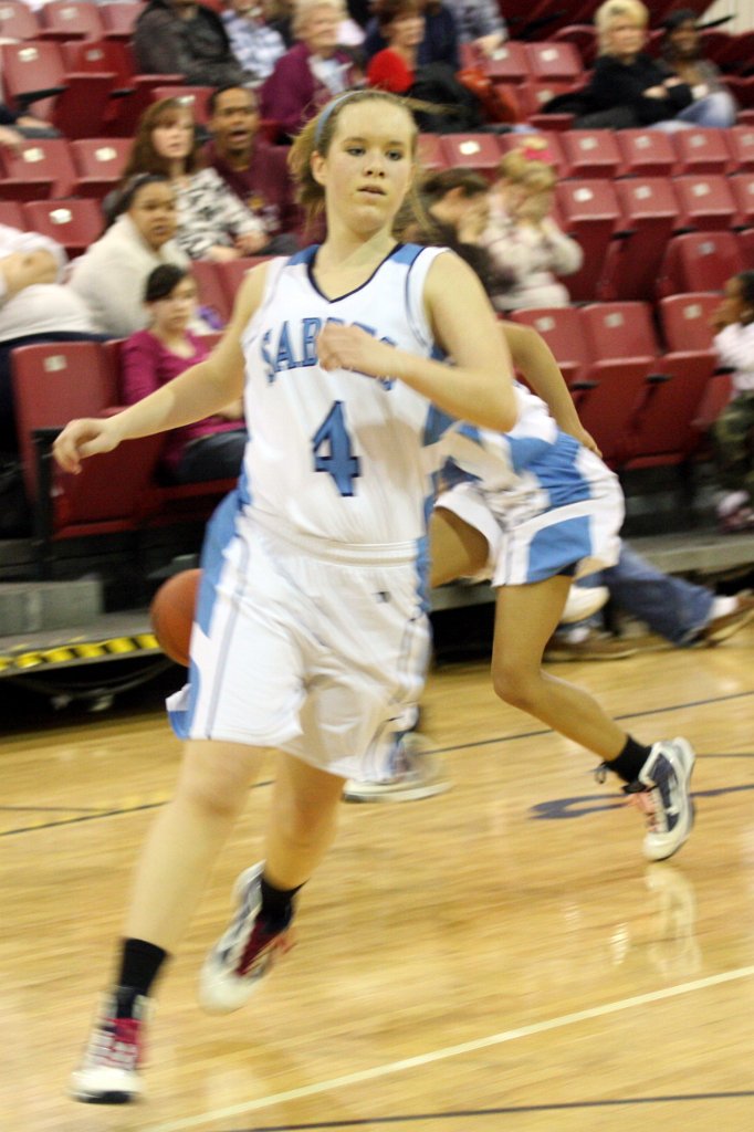032-DH201100204-BHS.JPG
