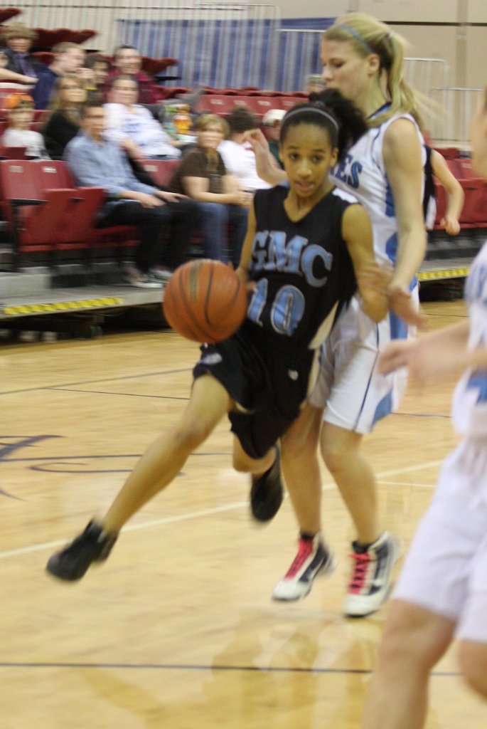 024-DH20110209-GMC.JPG