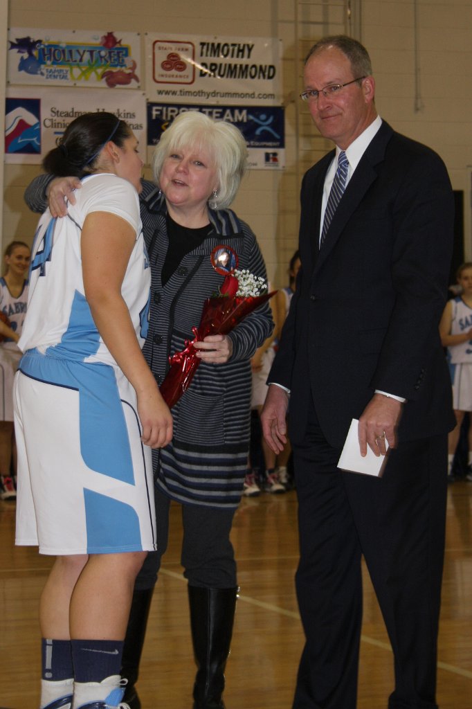 046-DH20110209-GMC.JPG