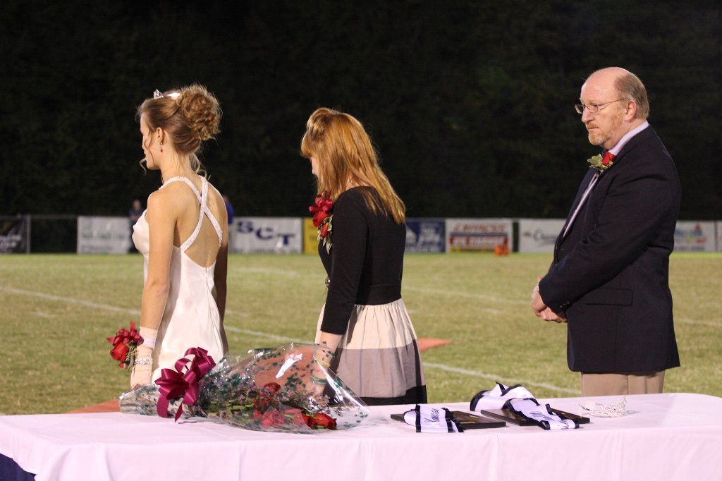 193-DH20101008-Homecoming.JPG