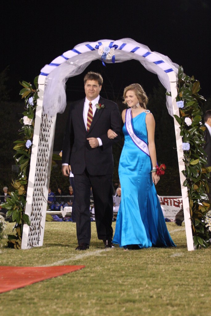 206-DH20101008-Homecoming.JPG