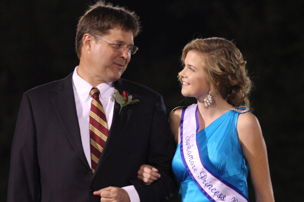 220-DH20101008-Homecoming.jpg