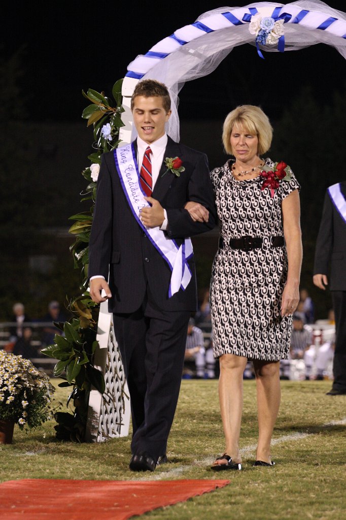 227-DH20101008-Homecoming.JPG
