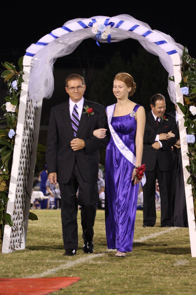 252-DH20101008-Homecoming.JPG