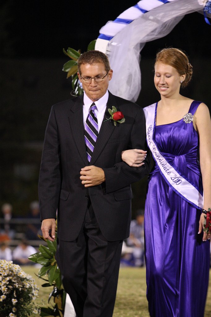 254-DH20101008-Homecoming.JPG
