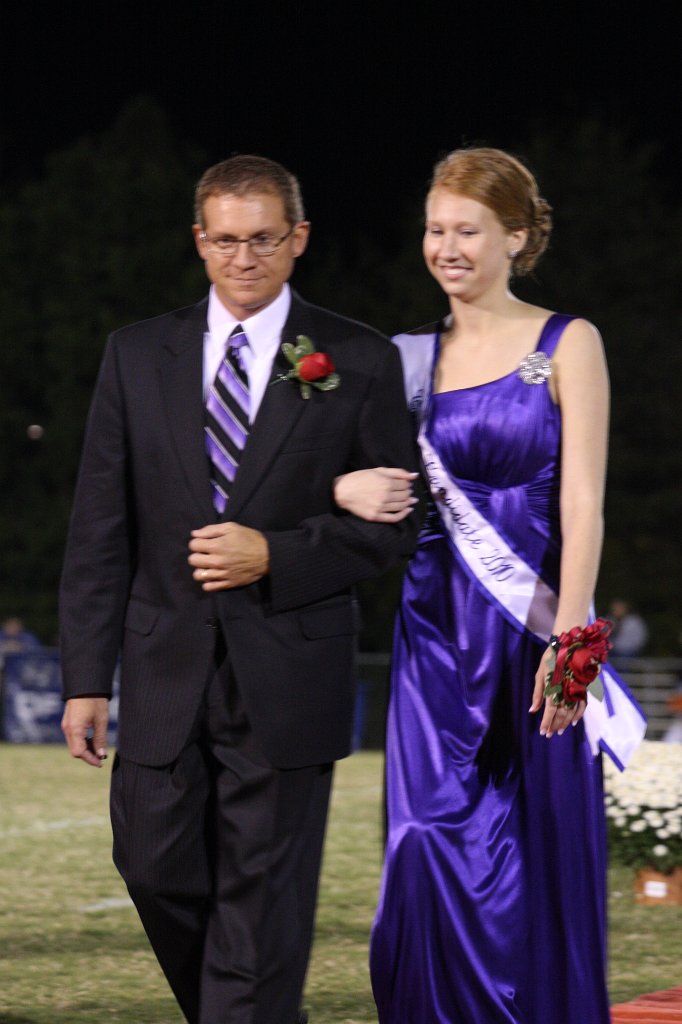 256-DH20101008-Homecoming.JPG