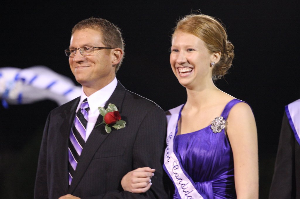 263-DH20101008-Homecoming.JPG