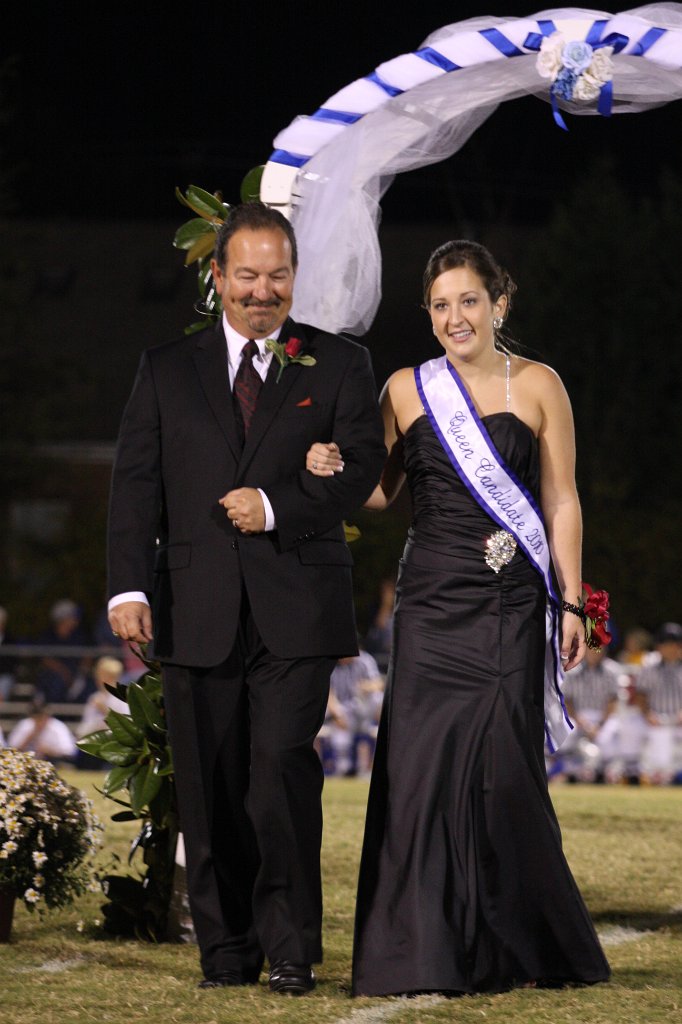 268-DH20101008-Homecoming.JPG