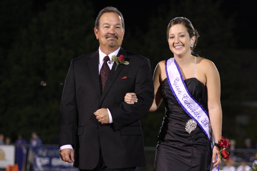 271-DH20101008-Homecoming.JPG