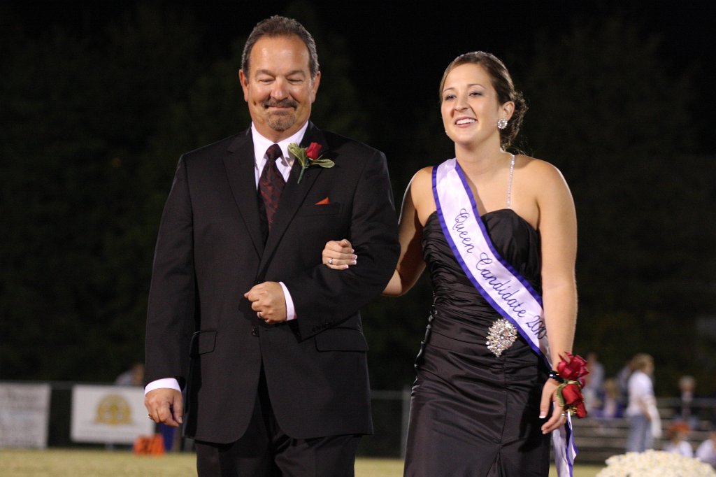 272-DH20101008-Homecoming.JPG