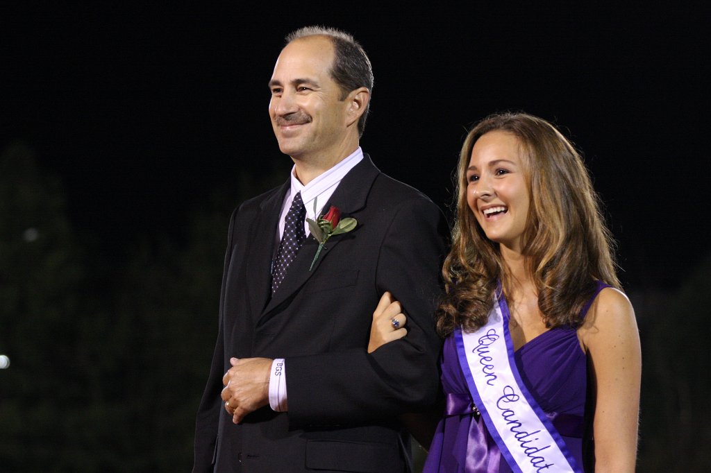 300-DH20101008-Homecoming.JPG