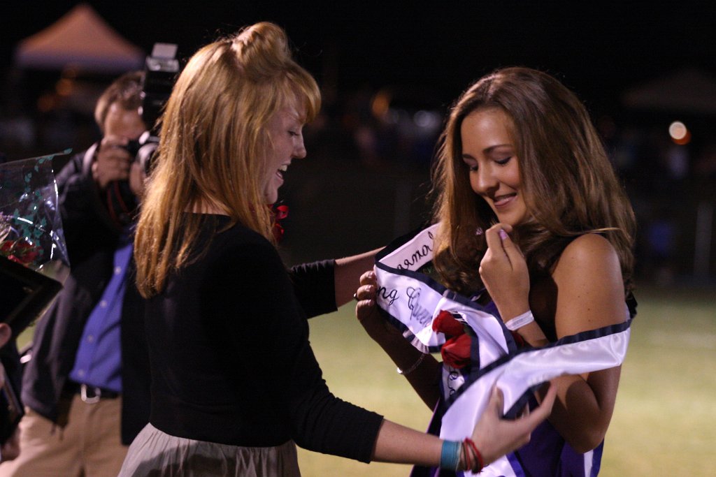 314-DH20101008-Homecoming.JPG