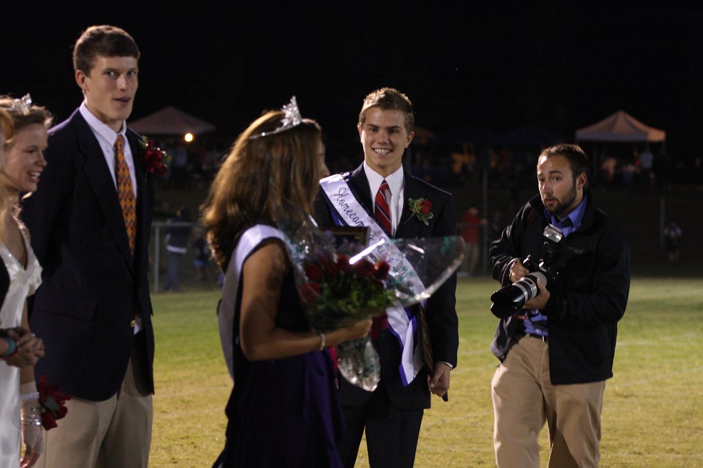 323-DH20101008-Homecoming.JPG