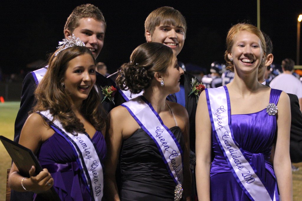 369-DH20101008-Homecoming.JPG