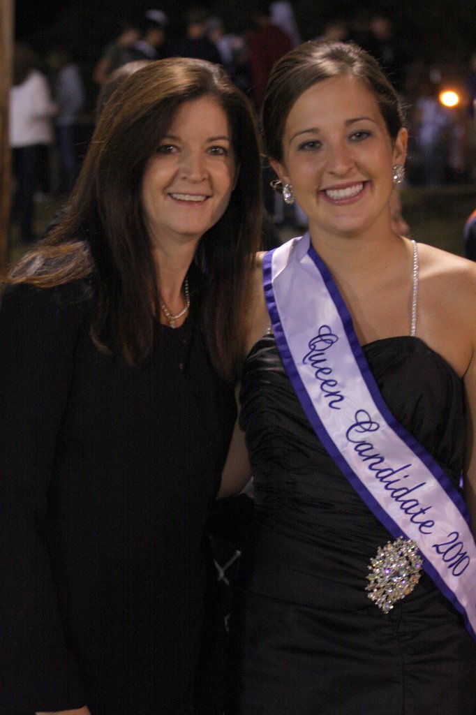 375-DH20101008-Homecoming.JPG