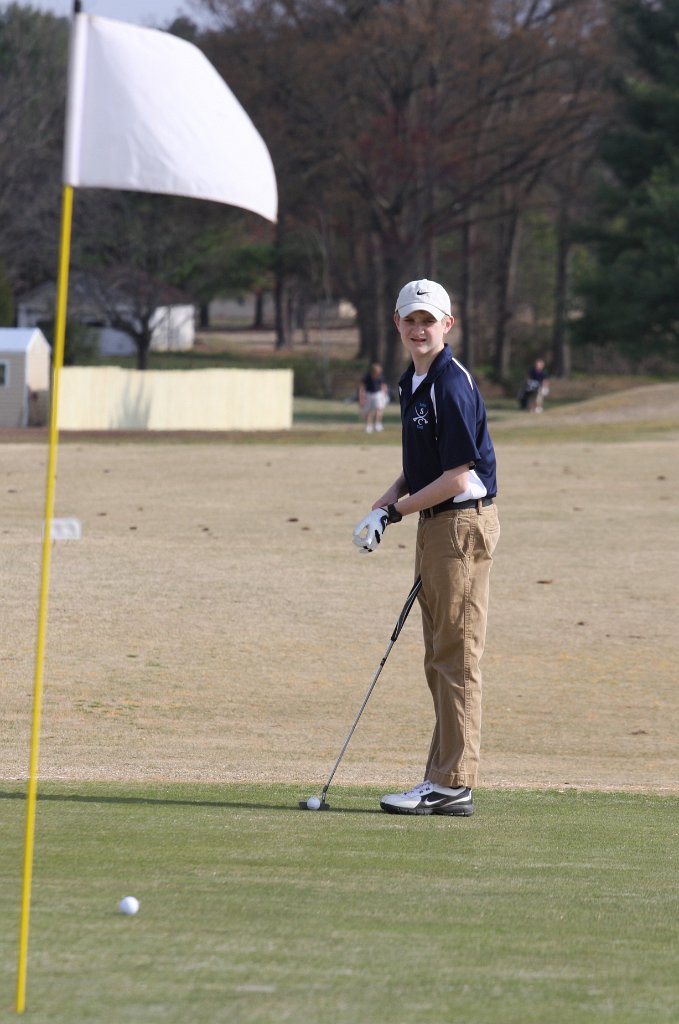 018-DH20110314-Golf.JPG