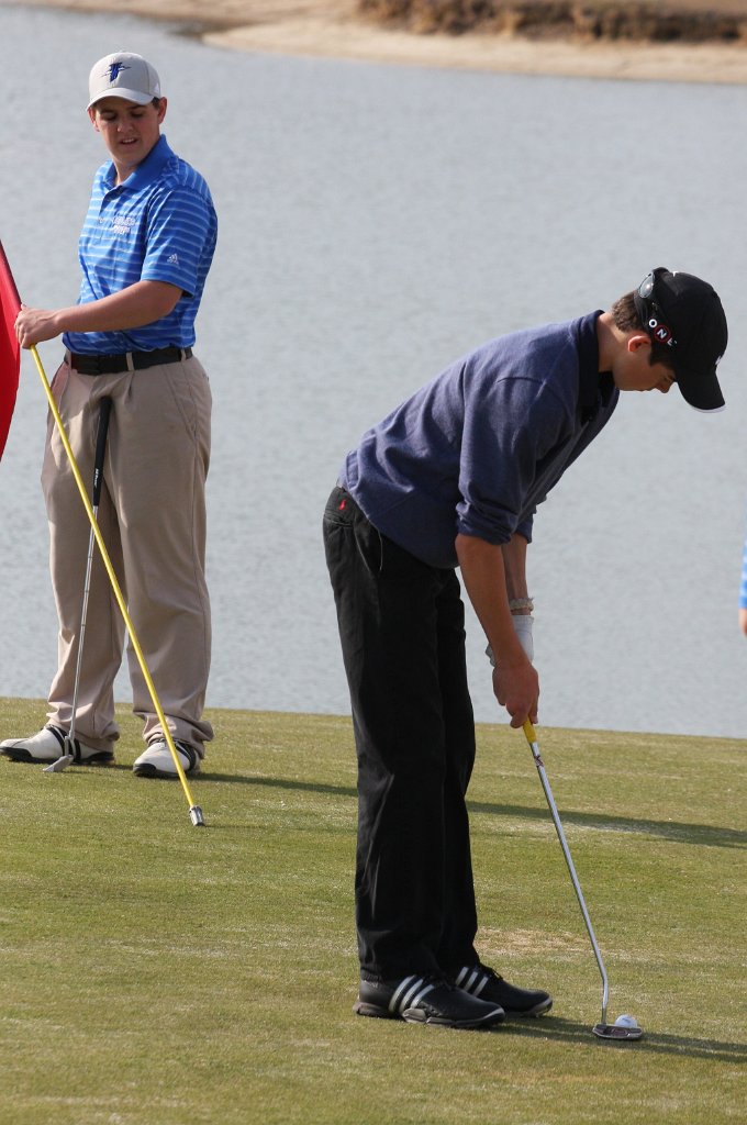 038-DH20110314-Golf.JPG