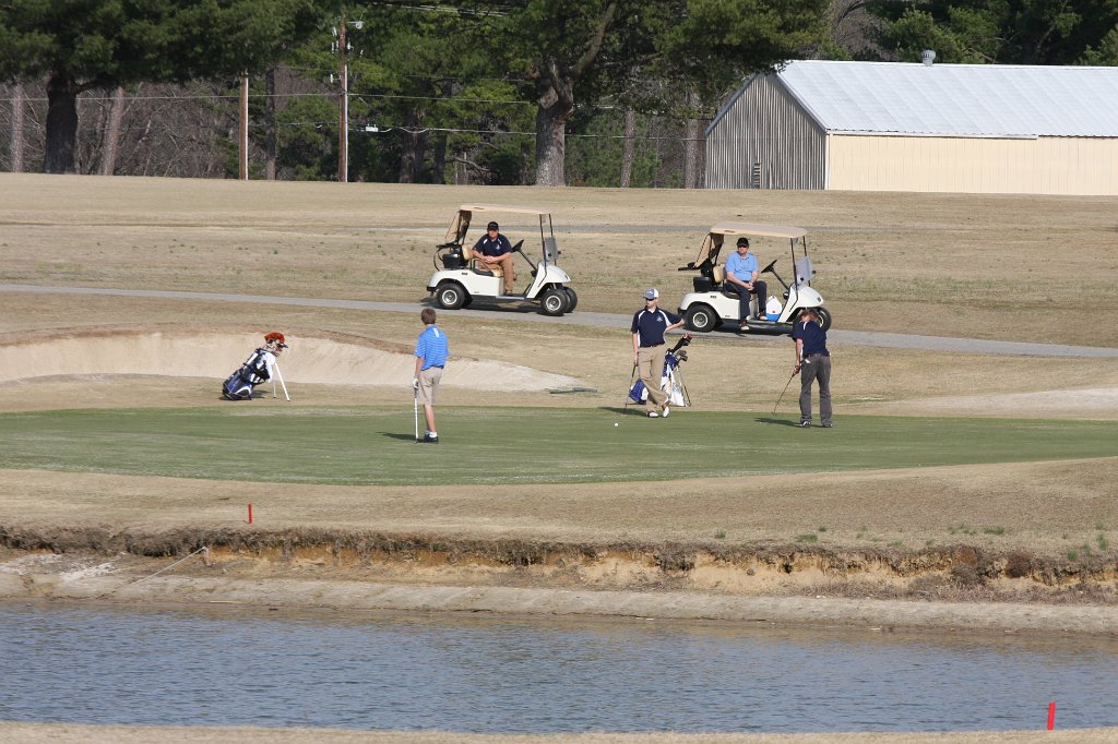 101-DH20110314-Golf.JPG