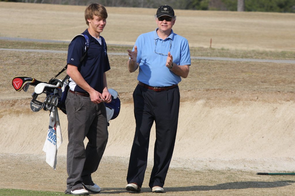 111-DH20110314-Golf.JPG