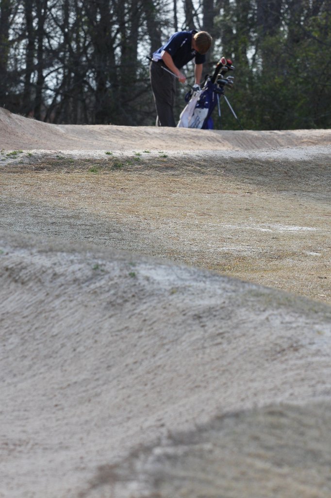 128-DH20110314-Golf.JPG