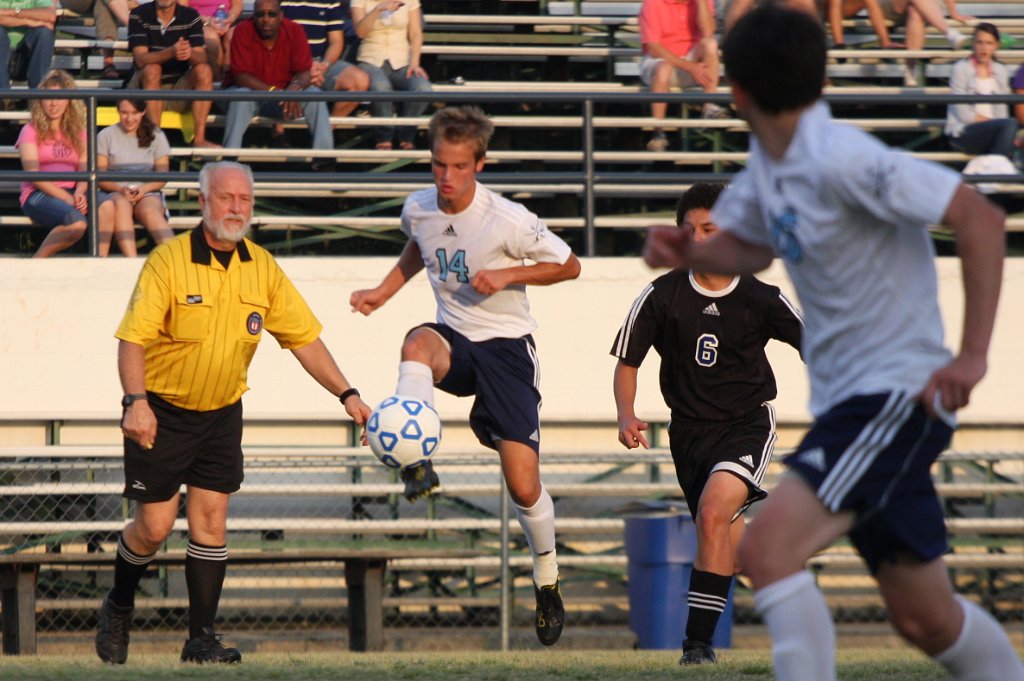 040-DH20110512-GTC.JPG