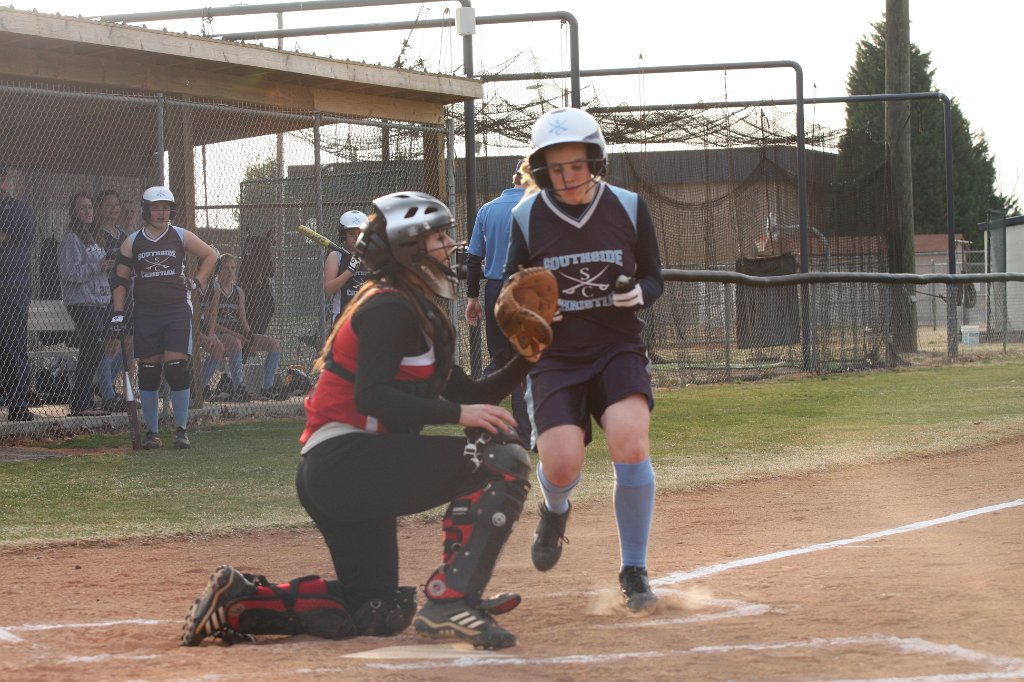 013-DH20110224-FI.JPG