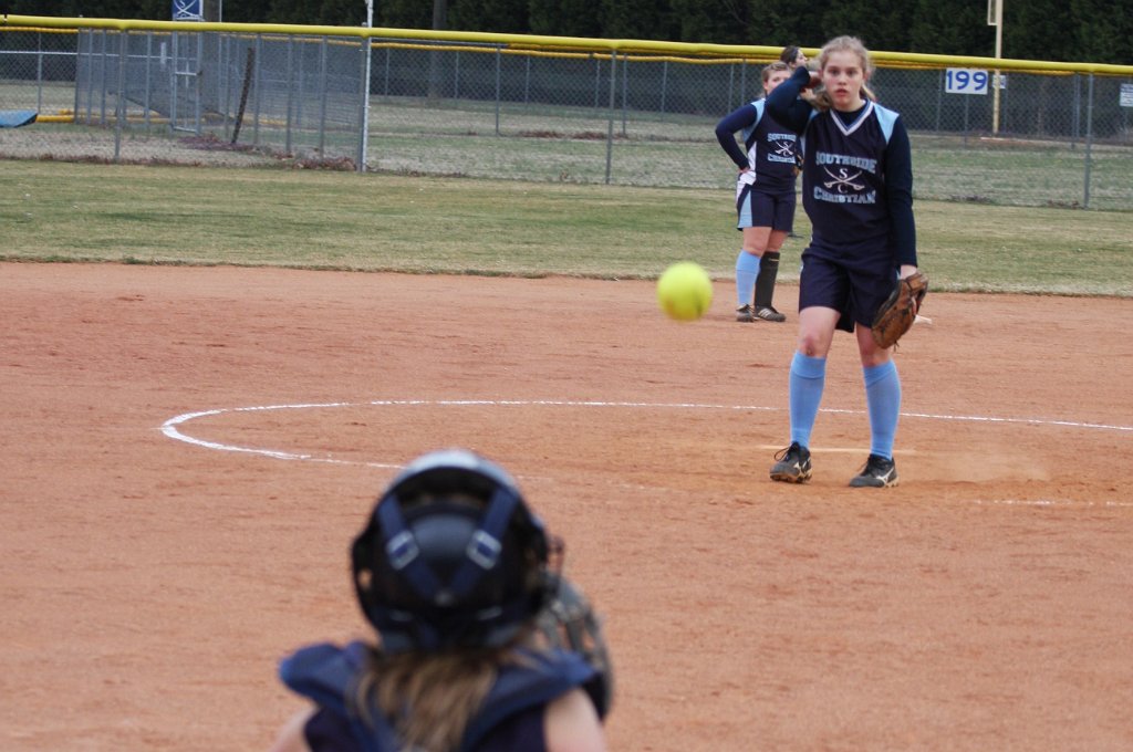 110-DH20110224-FI.JPG