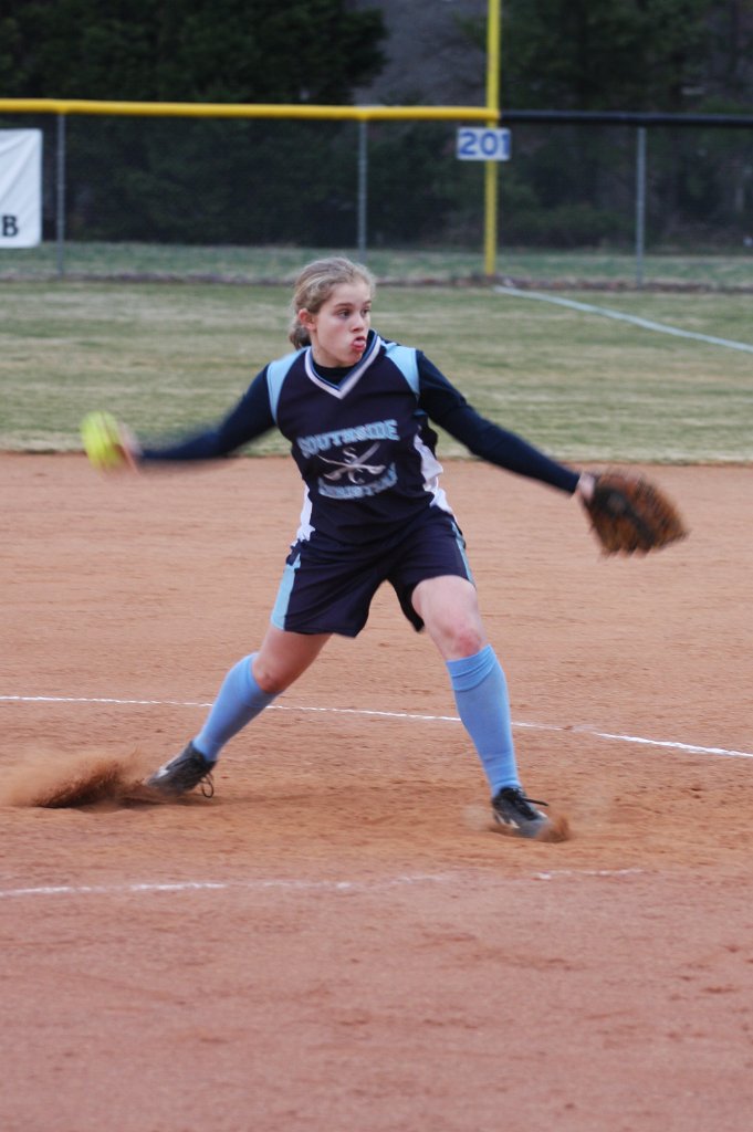 124-DH20110224-FI.JPG