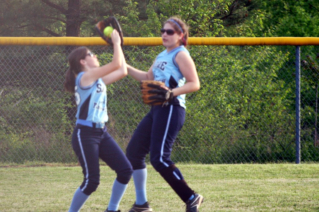 026-DH20110418-Easley.JPG