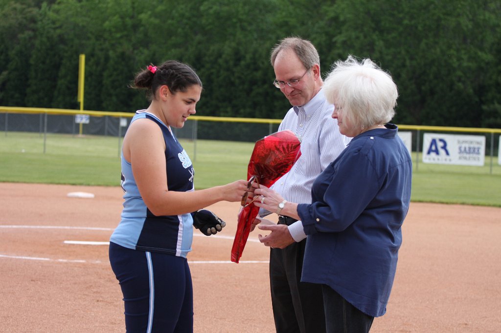 014-DH20110421-SeniorDayCCES.JPG