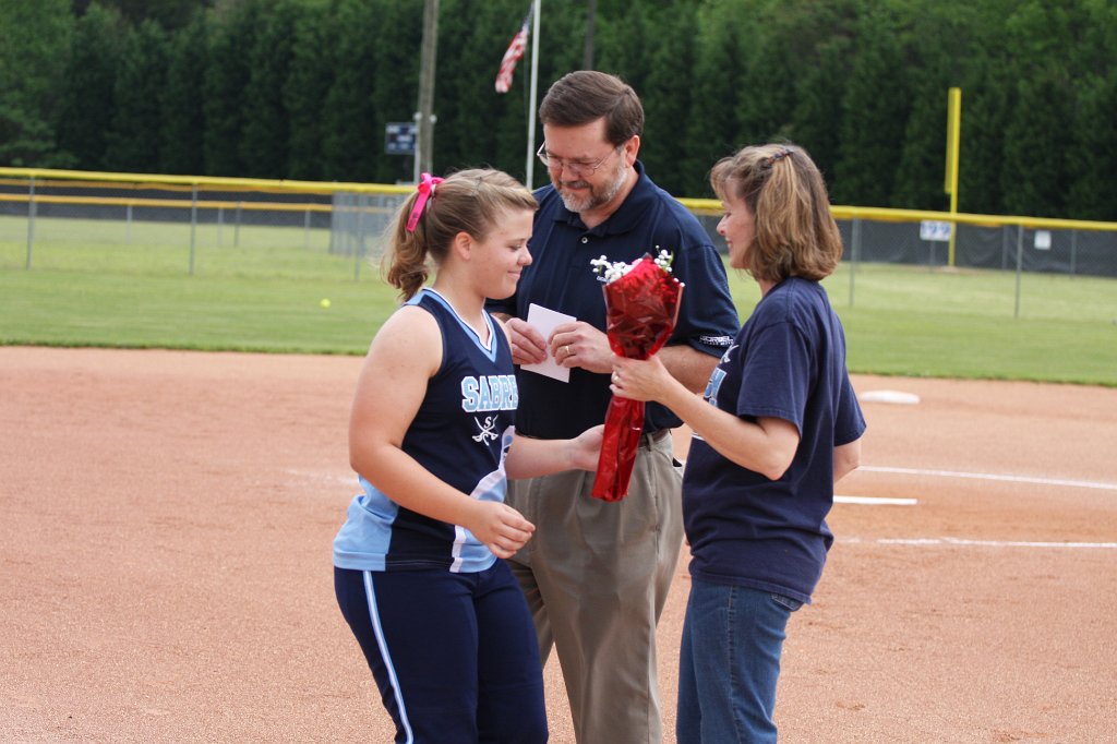 034-DH20110421-SeniorDayCCES.JPG
