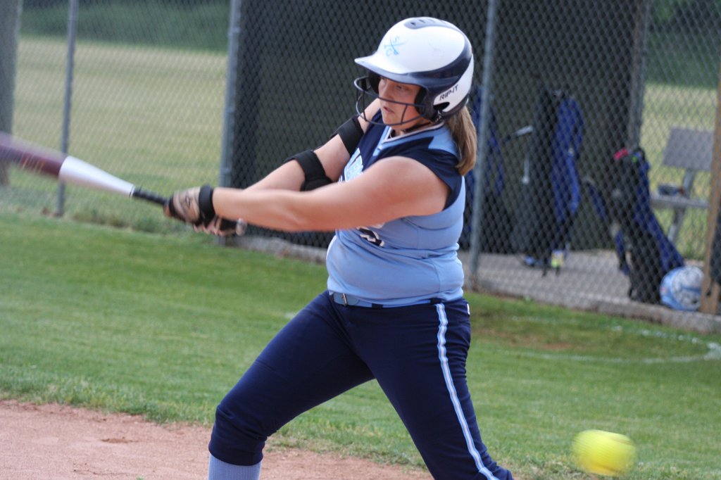 094-DH20110421-SeniorDayCCES.JPG