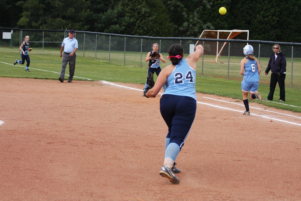 119-DH20110421-SeniorDayCCES.JPG