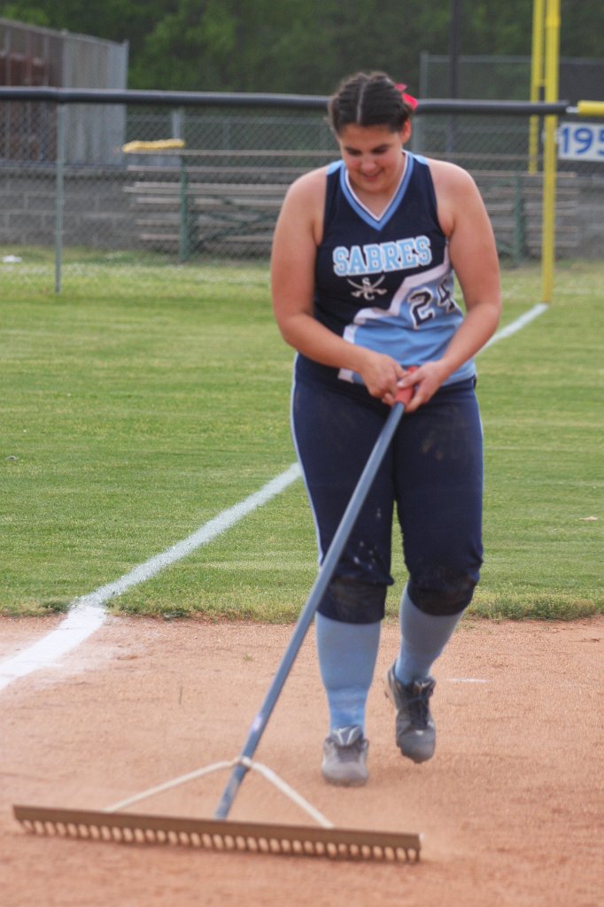 271-DH20110421-SeniorDayCCES.JPG