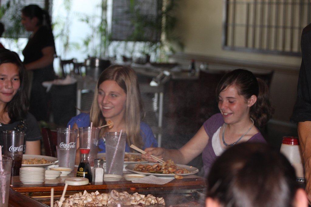 015-DH20110521-Party.JPG