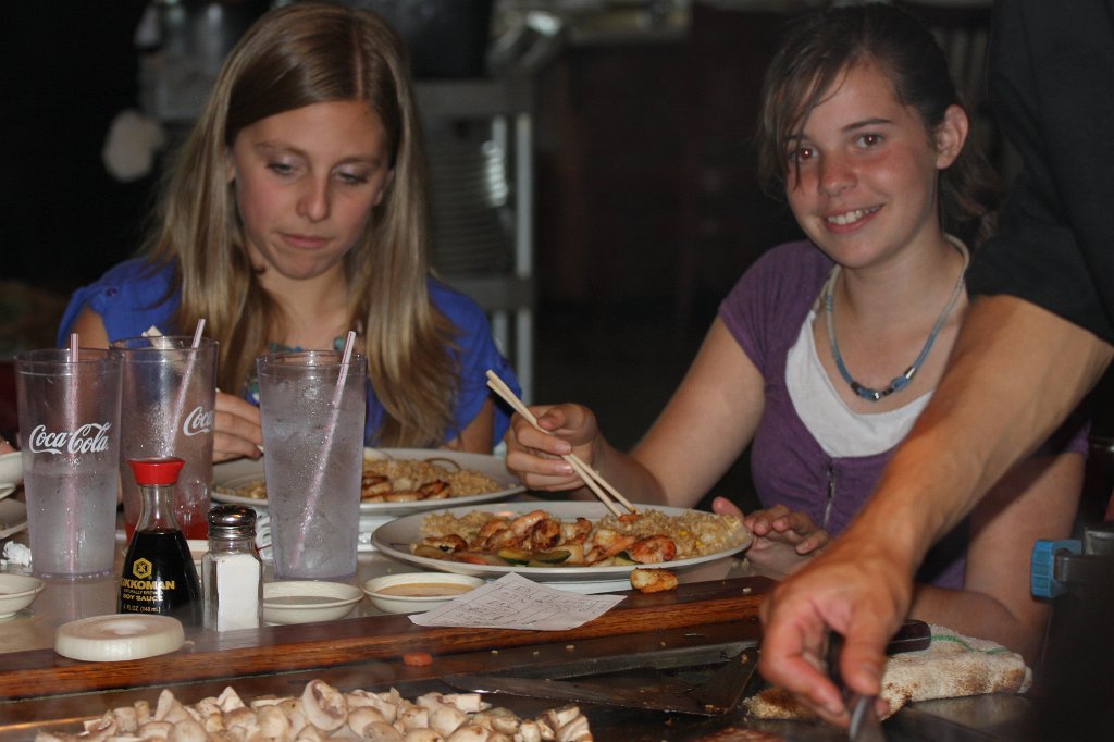 021-DH20110521-Party.JPG