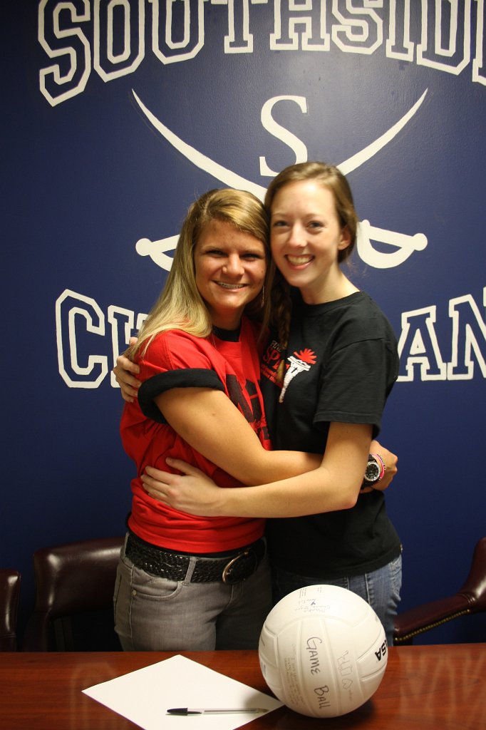 050-DH20110420-Signing.JPG