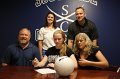 004-DH20110420-Signing