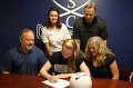007-DH20110420-Signing