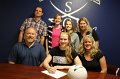 010-DH20110420-Signing