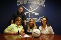 058-DH20110420-Signing